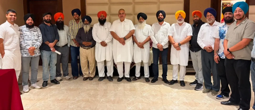 कौमी इंसाफ मोर्चा की पंजाब बंद की कॉल को समर्थन, पंजाब सरकार का विरोध करेगा अकाली दल : ढींडसा कौमी इंसाफ मोर्चा की पंजाब बंद की कॉल को समर्थन, पंजाब सरकार का विरोध करेगा अकाली दल : ढींडसा