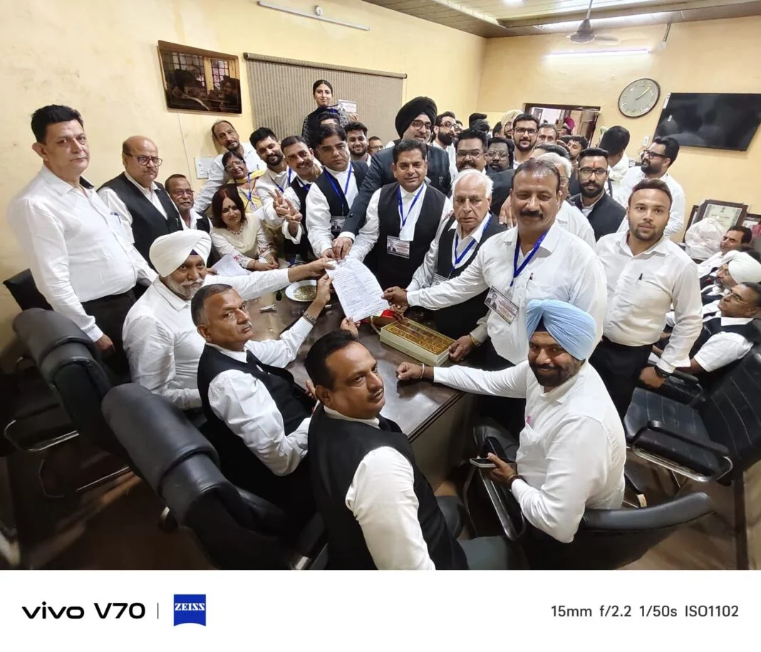 DBA चुनाव: नामांकन का दौर खत्म, अध्यक्ष पद पर तीन उम्मीदवार; 11 सितंबर को होगा फैसला DBA चुनाव: नामांकन का दौर खत्म, अध्यक्ष पद पर तीन उम्मीदवार; 11 सितंबर को होगा फैसला