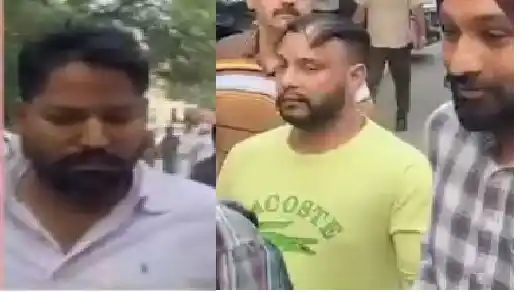 जालंधर तहसील कॉम्प्लेक्स में विजिलेंस का छापा, पटवारी और कारिंदा 3 हजार की रिश्वत लेते गिरफ्तार जालंधर तहसील कॉम्प्लेक्स में विजिलेंस का छापा, पटवारी और कारिंदा 3 हजार की रिश्वत लेते गिरफ्तार